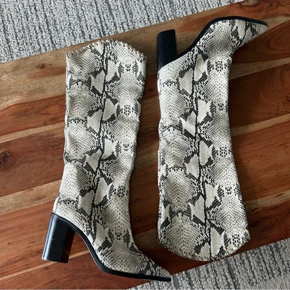 New Schutz Valy Snake Chain Heeled Boots - Picture 3 of 7